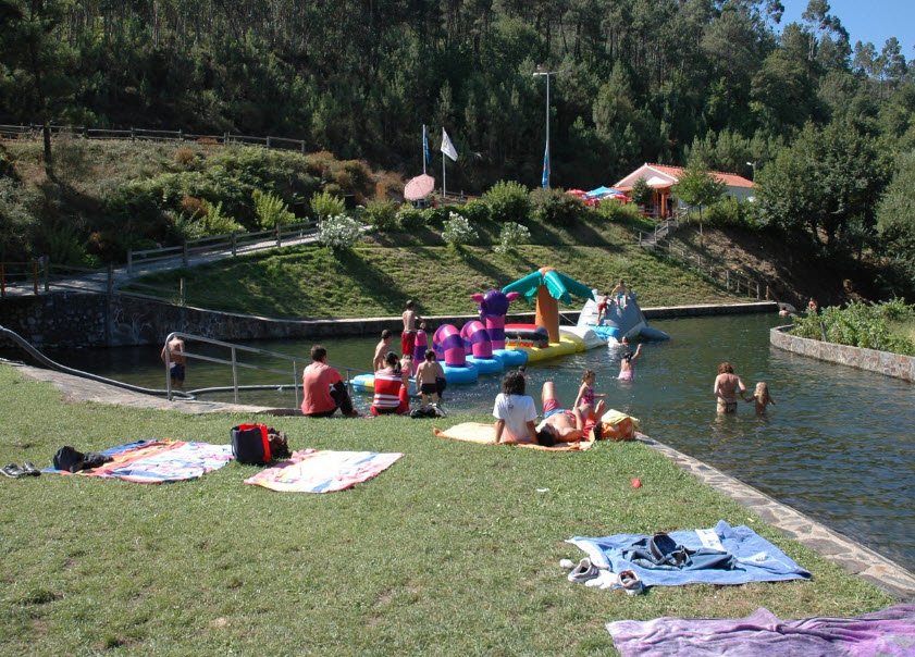 Praia fluvial de Aldeia Ana de Aviz, Portugal